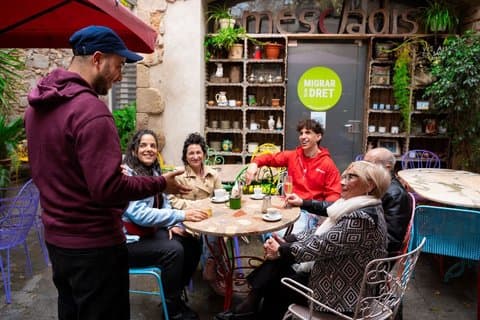 Barcelona Night Out: Tapas, Vermouth & Local Bars