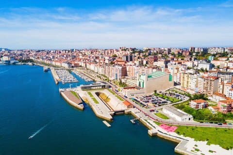 Hello Santander: Private 2-Hour Intro City Walk with Local Guide