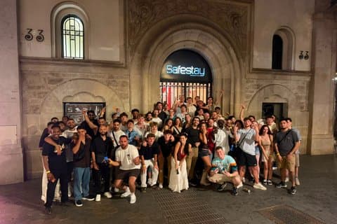Barcelona Rooftop Party + Bar crawl with VIP Club Entry