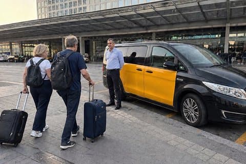 Barcelona Airport to City Private Taxi Arrival Transfer & Pickup