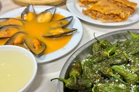 Tapas Tour of Santiago de Compostela
