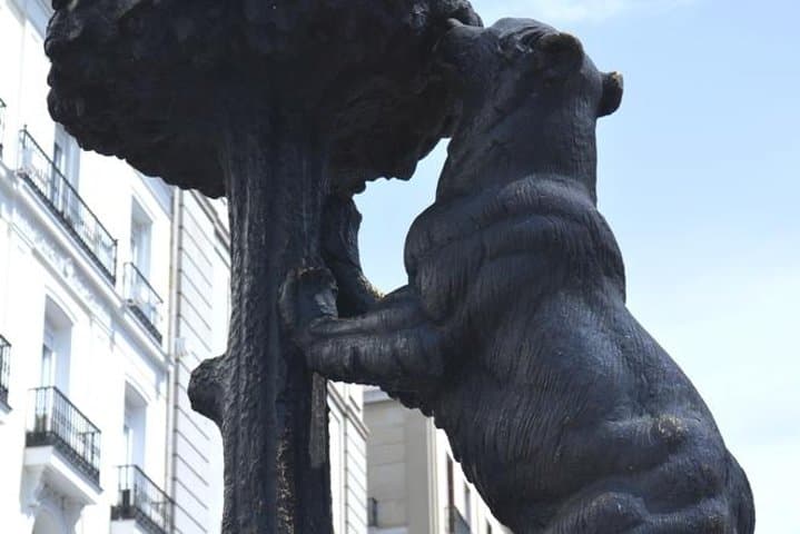 Private Tour: Madrid Walking Tour of Los Austrias