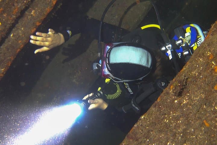PADI Advanced Open Water Diver Course (AOWD) - 2 days