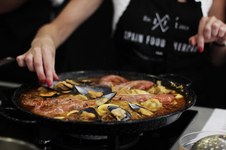 paella cooking lesson malaga spain food sherpas