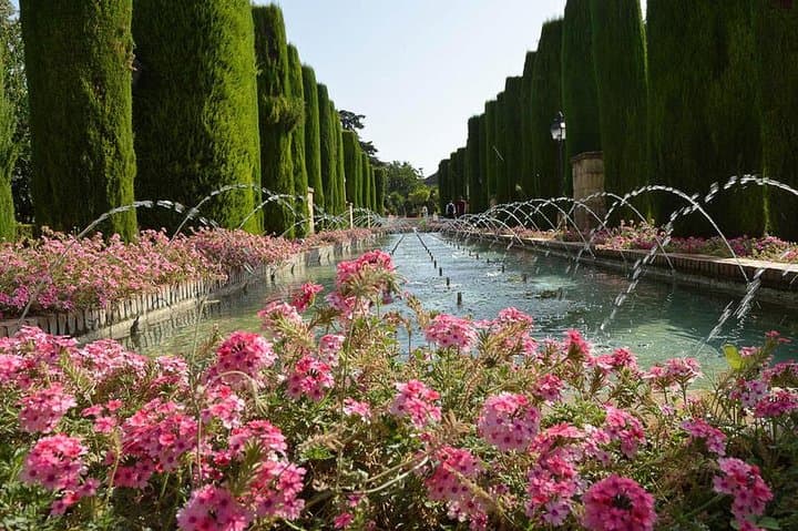 A typical Spanish courtyard.