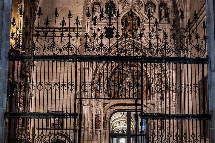 Skip the Line Admission Ticket to Cathedral of Segovia
