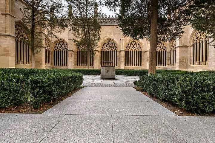 Skip the Line Admission Ticket to Cathedral of Segovia