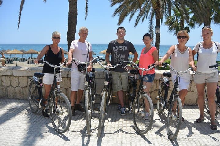 Enjoy a great city tour on a bike