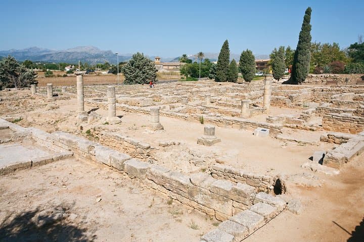 Discover Alcudia old town on a private walking tour