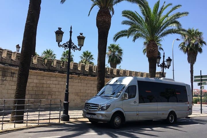 Private Customized Barcelona Tour by Mercedes VIP Bus and Personal Expert Guide