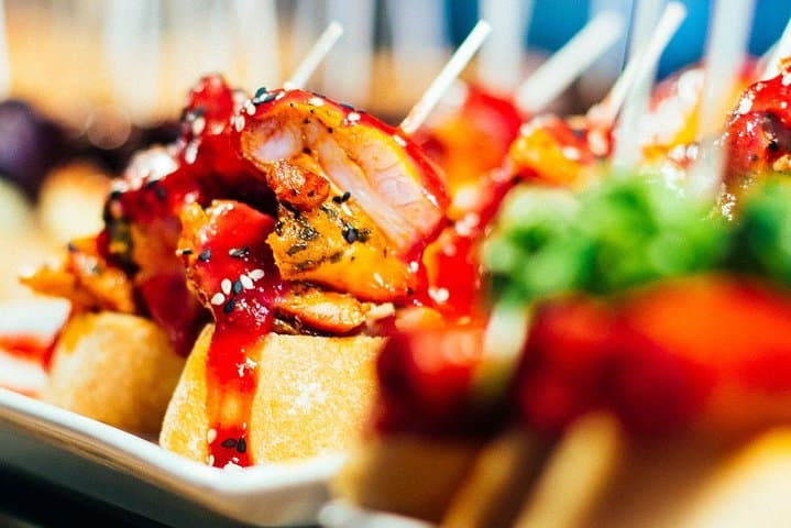 Barcelona With Locals: Wine and Tapas Private Tour