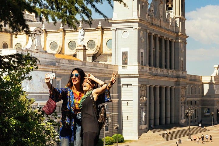 Private City Kickstart Tour: Madrid