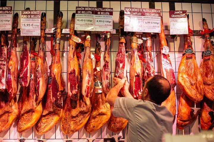 Enjoy a private food tour in Madrid