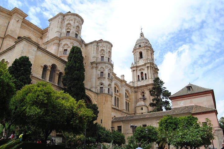 Malaga Monuments Private Walking Tour