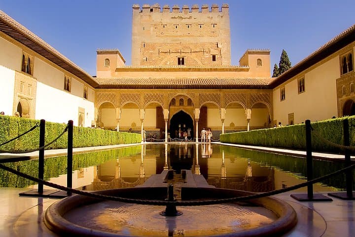 Alhambra Palace & Generalife Gardens daytrip from Roquetas, Aguadulce & Almeria