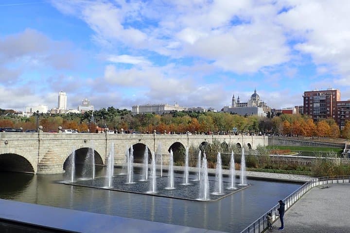 Puente de Segovia, Manzanares River