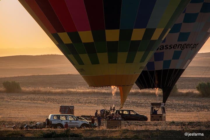 Seville Hot-Air Balloon Ride with Breakfast, Cava & Hotel Pick up