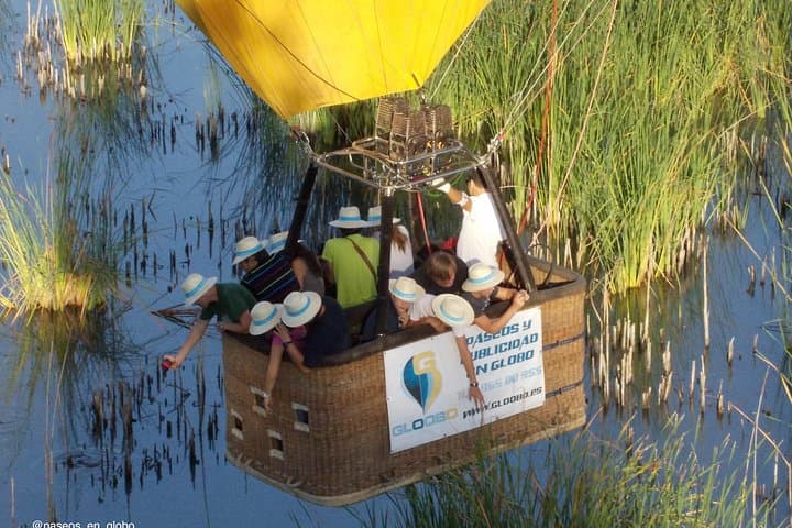 Seville Hot-Air Balloon Ride with Breakfast, Cava & Hotel Pick up
