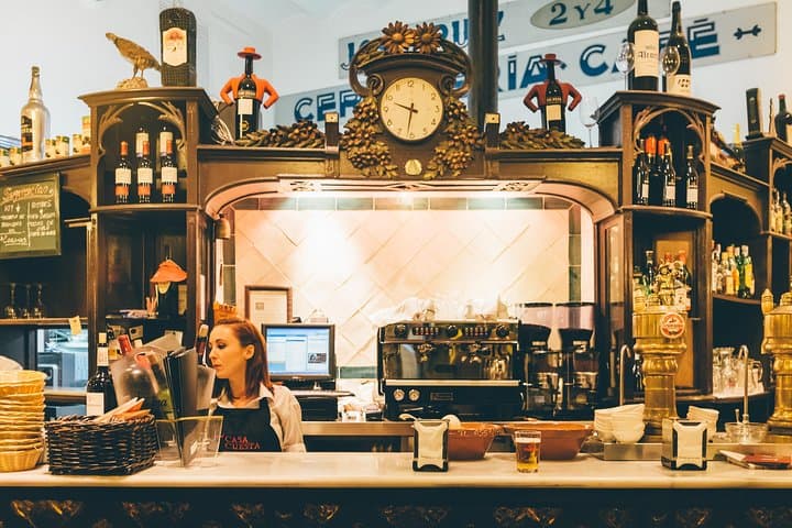 Triana Gourmet Tapas Tour in Seville
