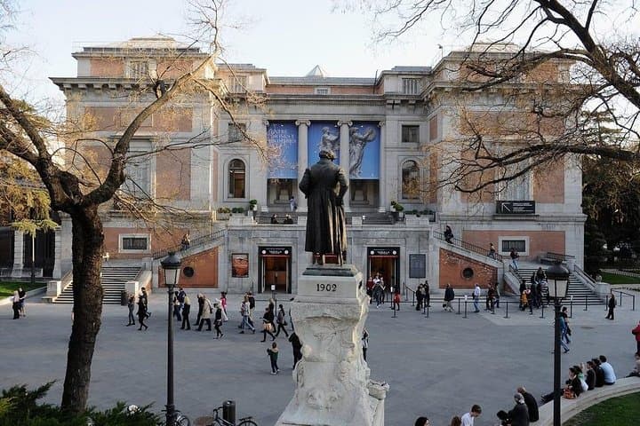 Private guided visit of Prado Museum of Madrid with official tour guide