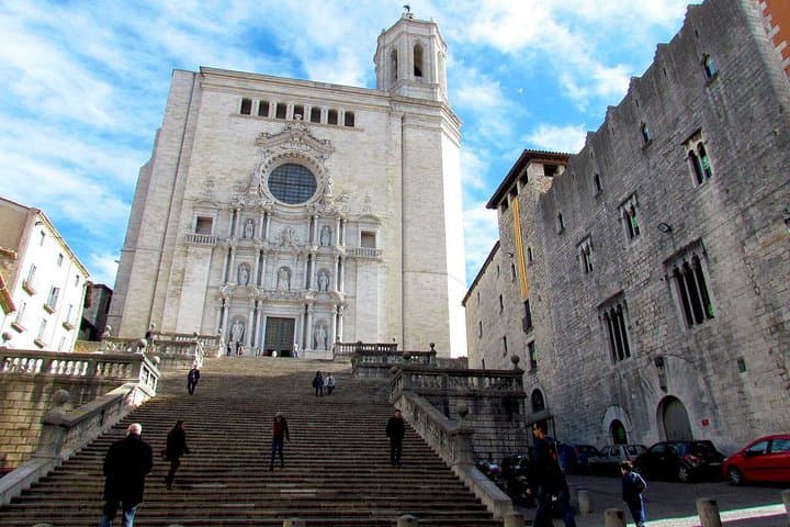 Private Girona and Costa Brava Tour from Barcelona