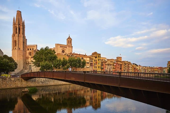 Private Girona and Costa Brava Tour from Barcelona