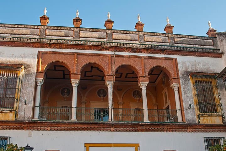 4-Hour Private Guided Walking Tour: Palaces of Seville