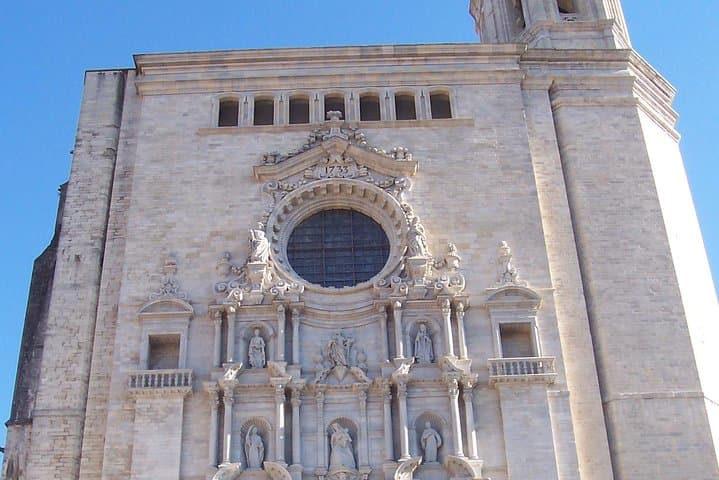 Girona Highlights Private Tour with Hotel Pick up from Barcelona