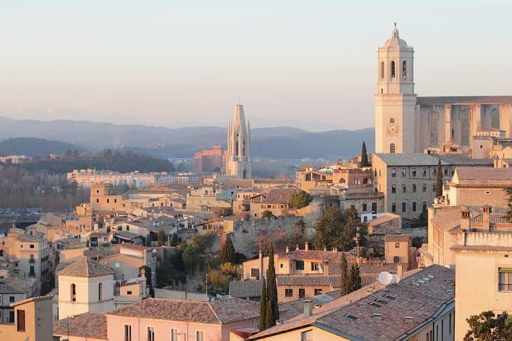 Girona Highlights Private Tour with Hotel Pick up from Barcelona