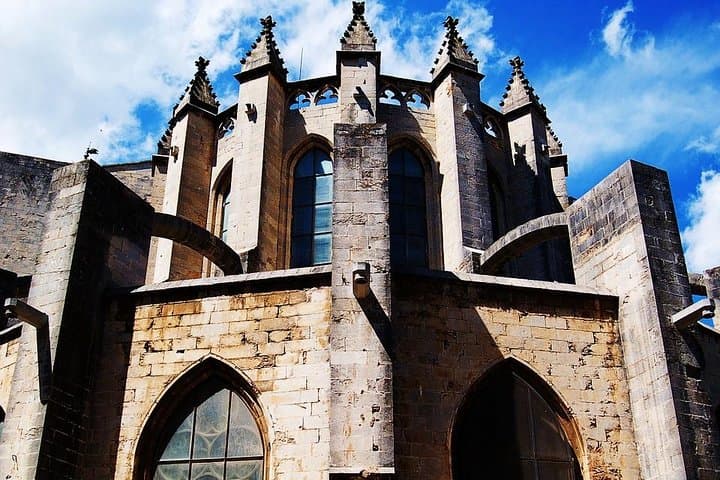 6 hours private tour of Girona: GAME OF THRONES from Barcelona with pick up