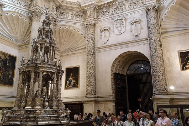 Seville Cathedral Tour including tickets and skip the line entry