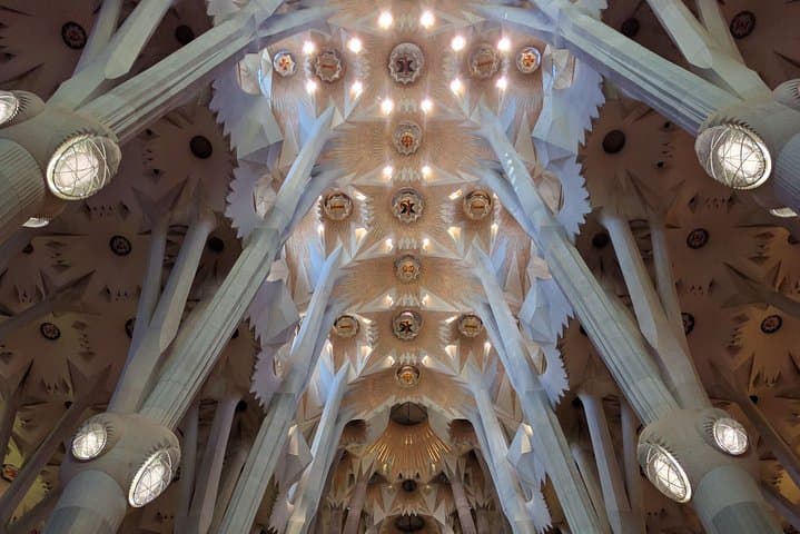 Vaultshttps://media-cdn.tripadvisor.com/media/attractions-splice-spp-720x480/07/0d/09/e7.jpg