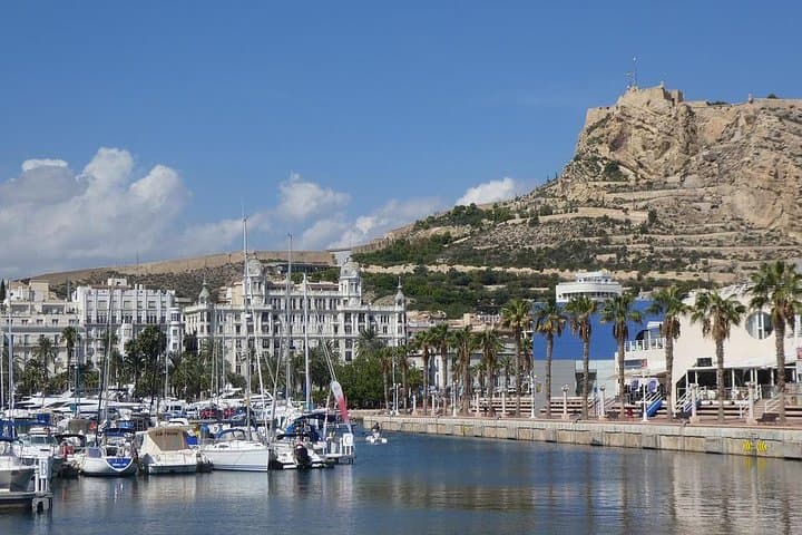 Private 4-hour City Tour of Alicante (Cruise port or hotel pick up)