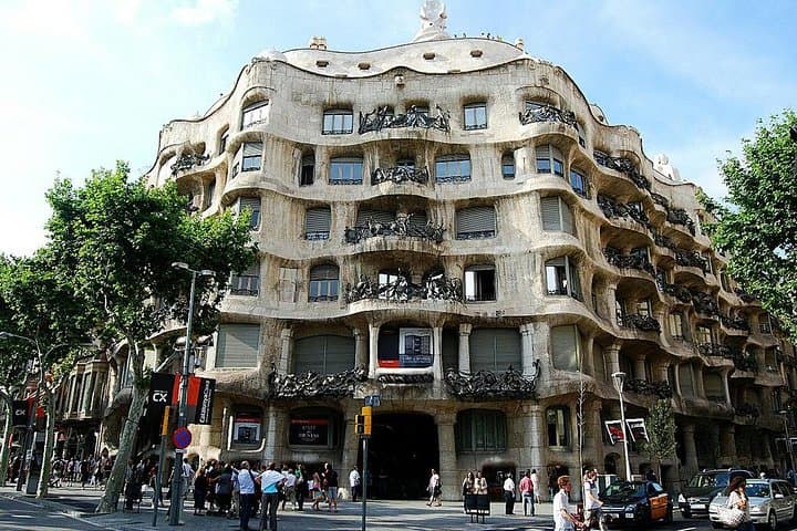 Private 4h Tour Of Camp Nou And Most Emblematic Sites Of Barcelona with pick up