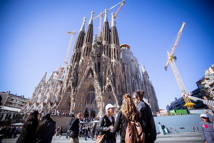 Express Private Tour of the Sagrada Familia