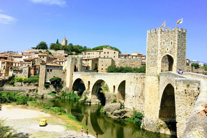 BESALÚ