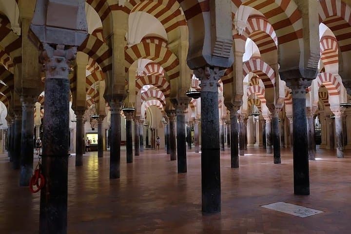Private 8 hours tour to Cordoba from Seville with hotel pick up