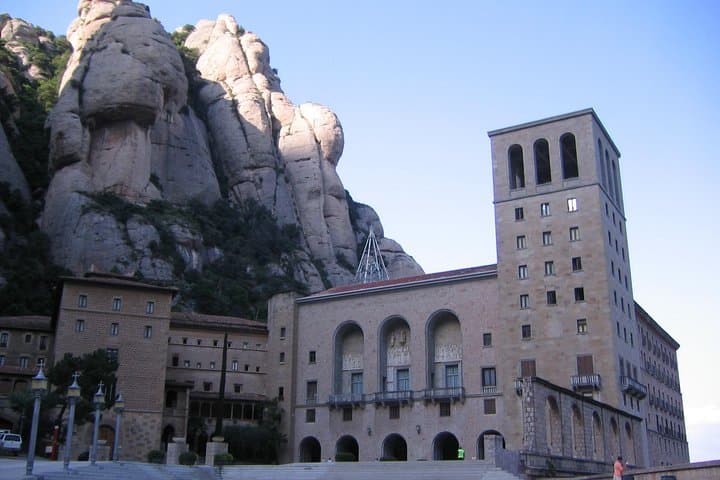 Full Day Private Tour of Montserrat and Winery from Barcelona with pick up