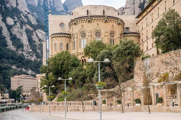 Full Day Private Tour of Montserrat and Winery from Barcelona with pick up