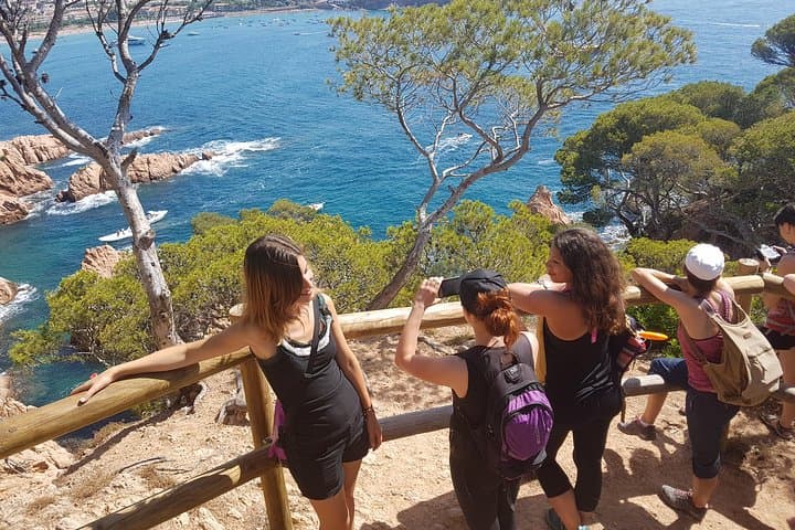 Kayak and trekking through the wonderful Costa Brava