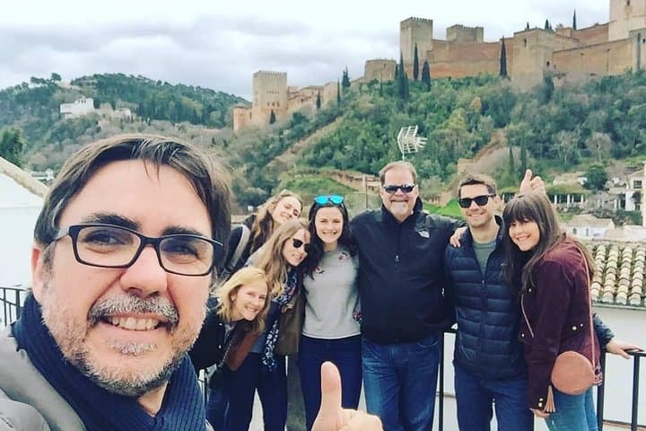 Granada Private Tapas & Walking Tour