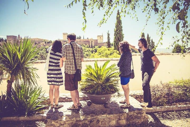 Granada Private Tapas & Walking Tour