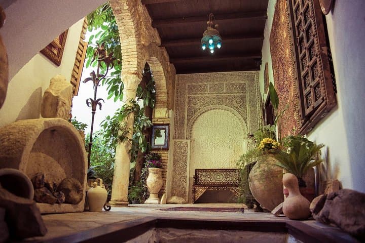 Off the beaten path. Cordoba Patios Private Tour