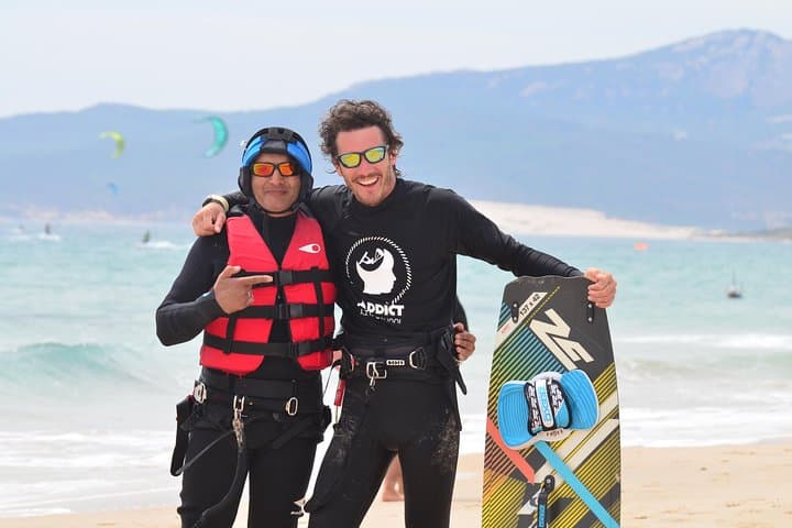 Semi-private kitesurfing lessons in Tarifa (adapted to every level)