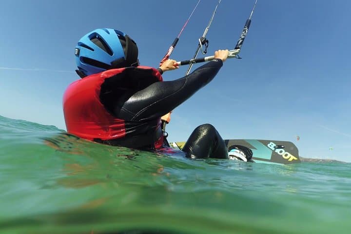 Private kiteboarding lessons in Tarifa (adapted to every level)