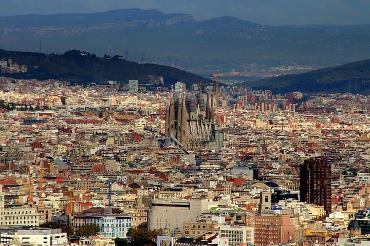 Private 4h Tour Of Camp Nou And Most Emblematic Sites Of Barcelona with pick up