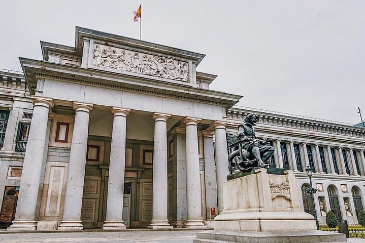 Madrid Old City Guided Exclusive Guided Walking Tour