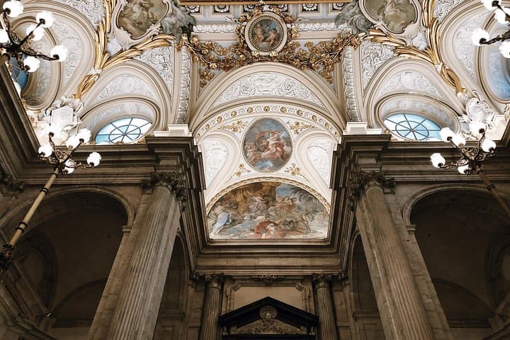 Royal Palace & Old City Madrid Guided Tour Semi-Private 8ppl Max