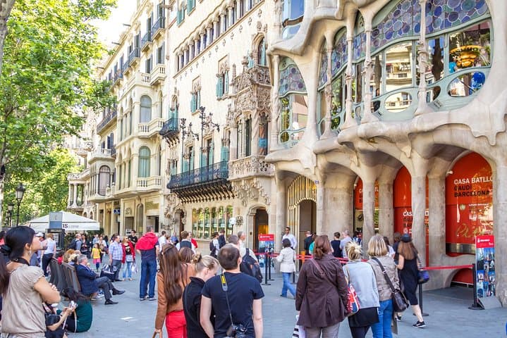 https://media-cdn.tripadvisor.com/media/attractions-splice-spp-720x480/07/ac/78/a5.jpg