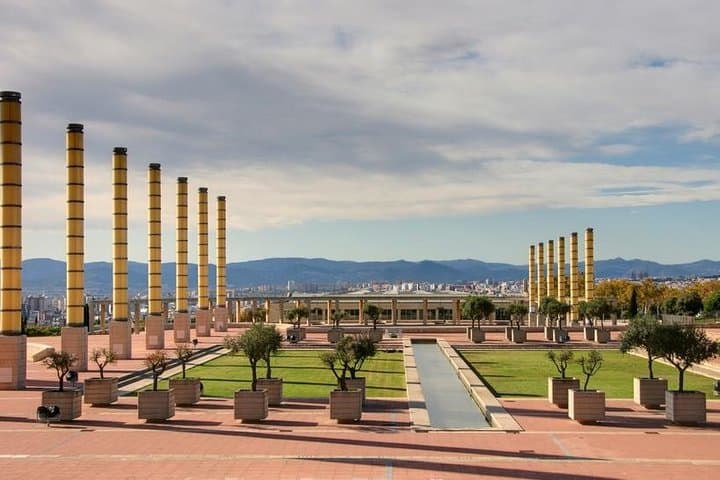 Best of Barcelona Excursion: small-group with pickup/drop-off